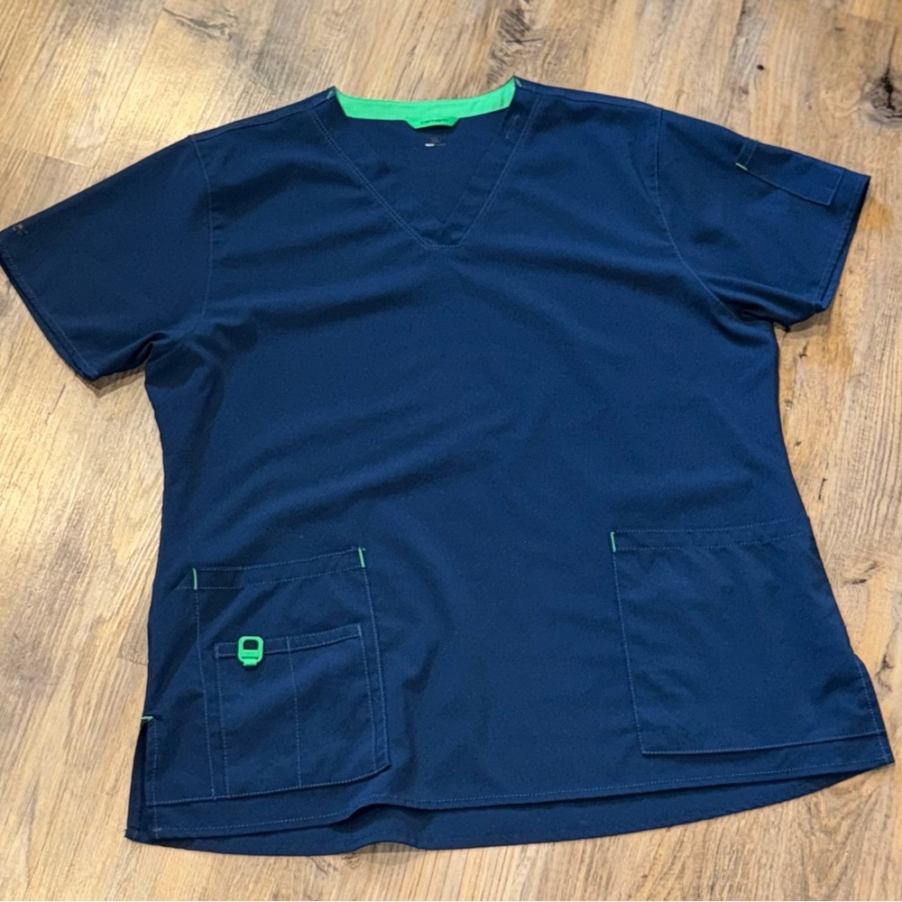 Carhartt Navy blue scrub set XL